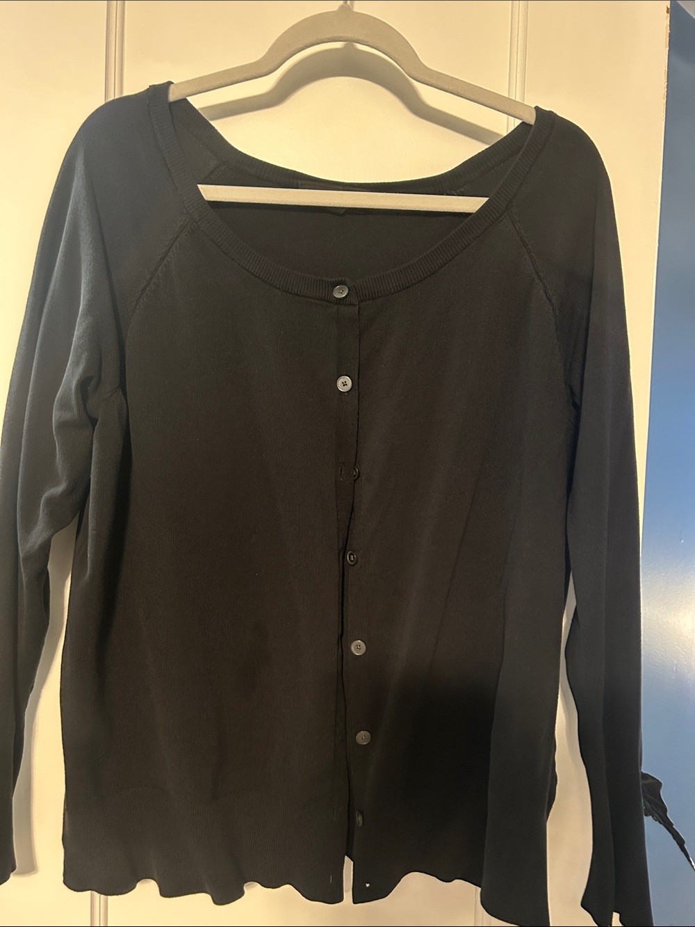 Black Women's Button-Front cardigan